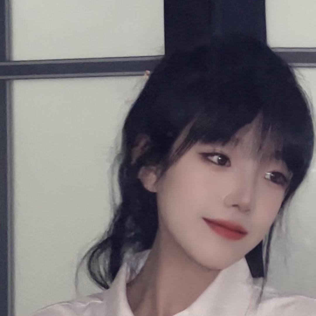小琳.