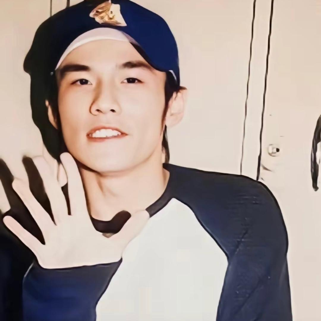 粉色玫瑰予你❤️🩵