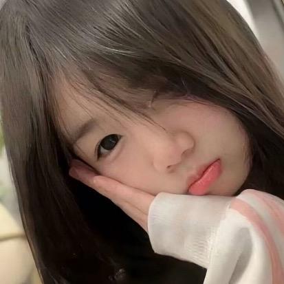 是小7️⃣吖.