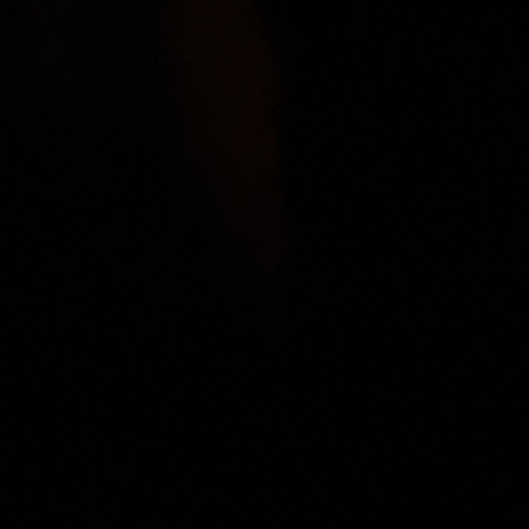 白