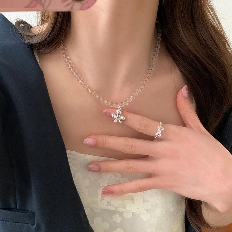 Amberber 喵喵呜呜分享美丽