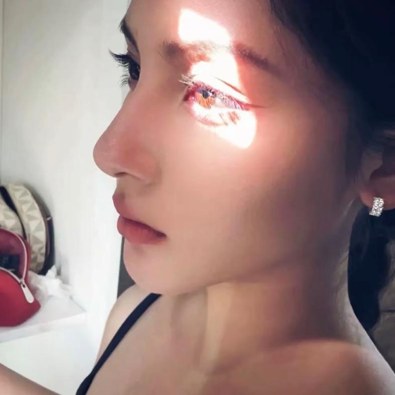 亚甘·
