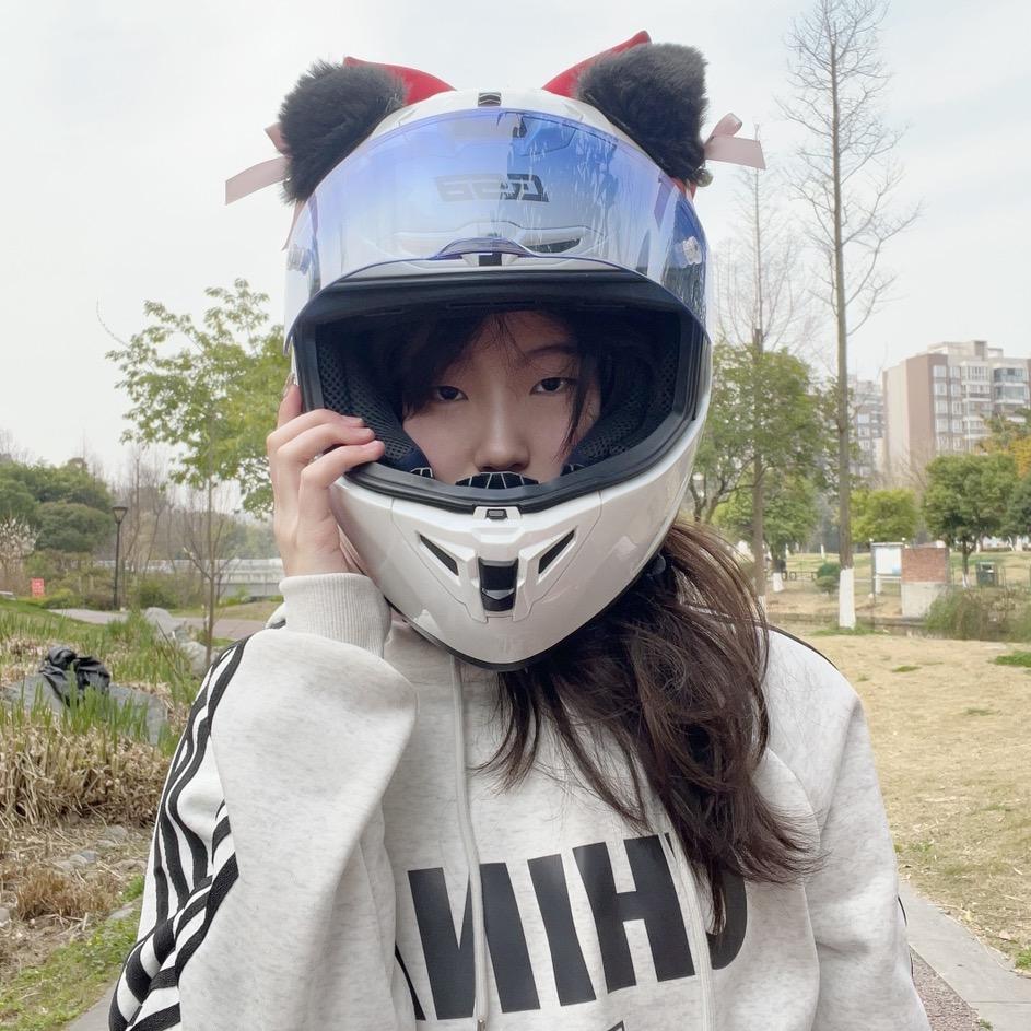 成都酷骑机车小周