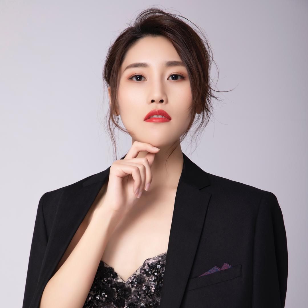 上海小财女