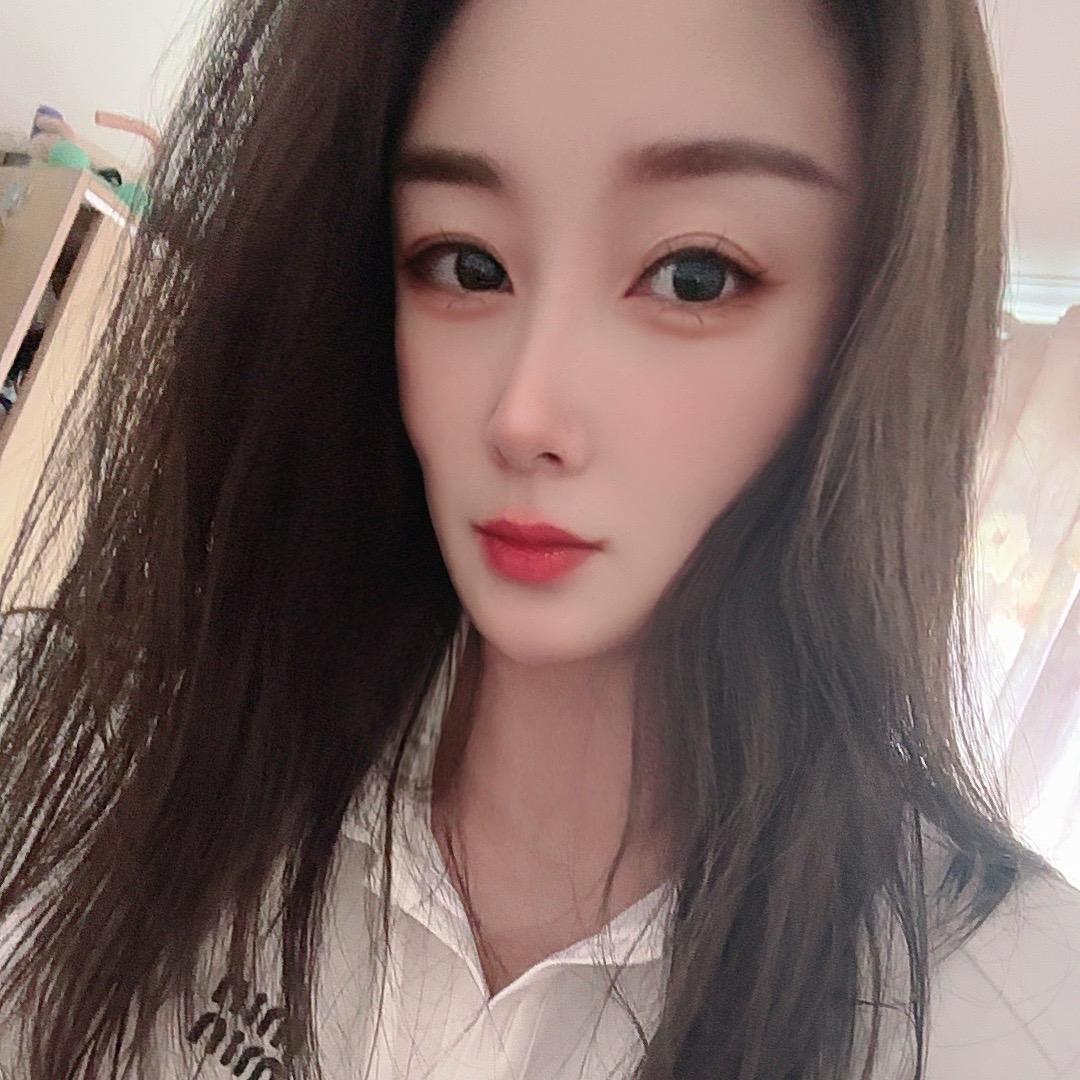 食堂老板娘