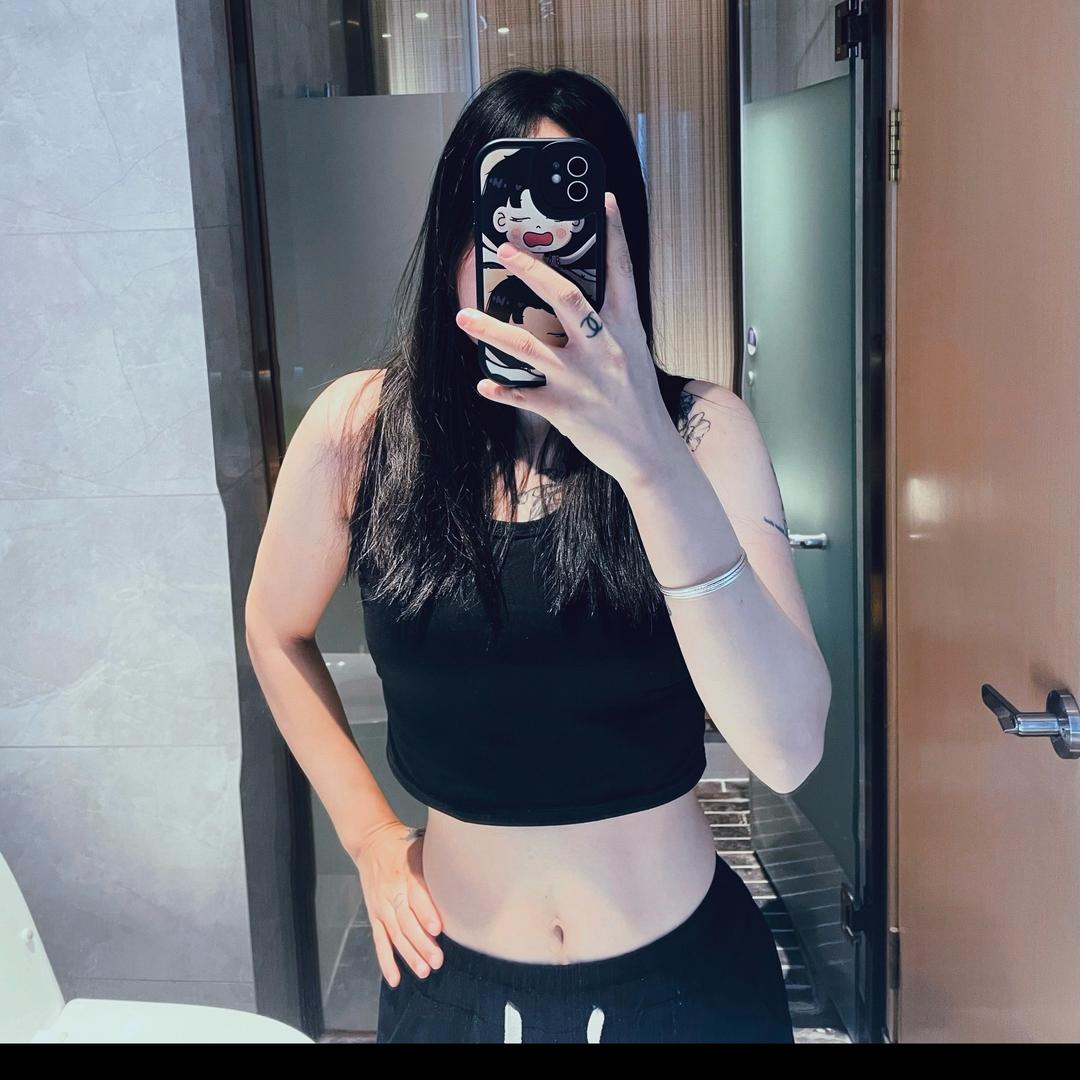 女人那么多 干嘛只骗我