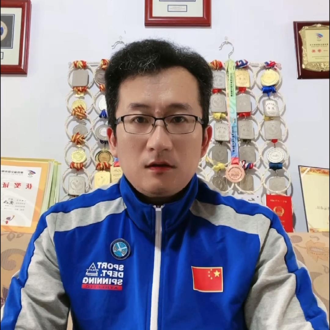 花衣笛手（国家级拔河教练）