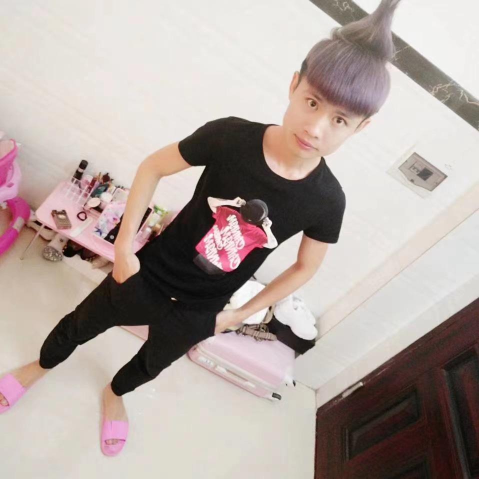 创意小姐美甲店