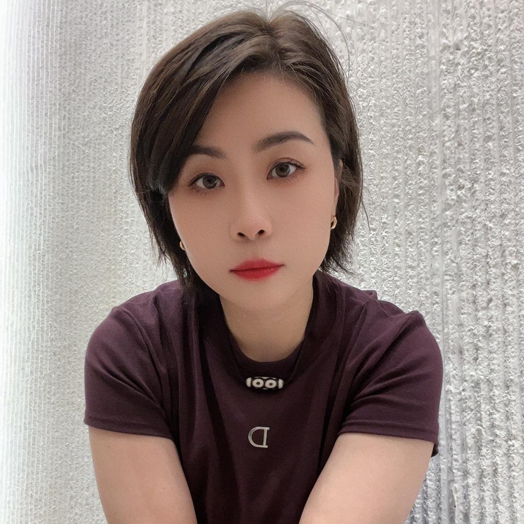 蔡妍（橱窗好物）