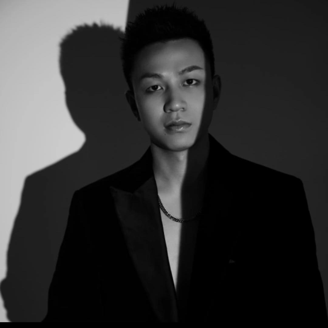 蒋强「南充渼艺专业接发」