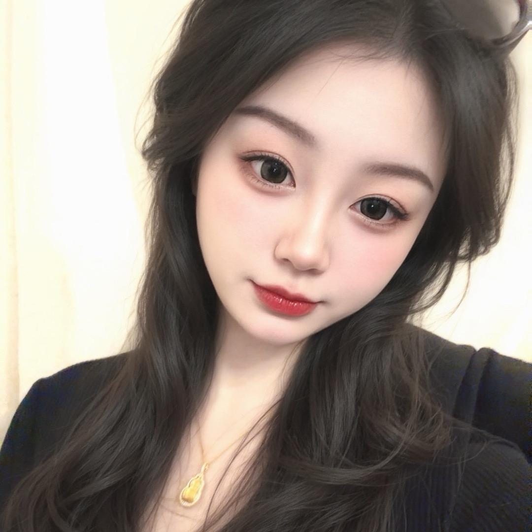 爱发疯的小樱桃💜