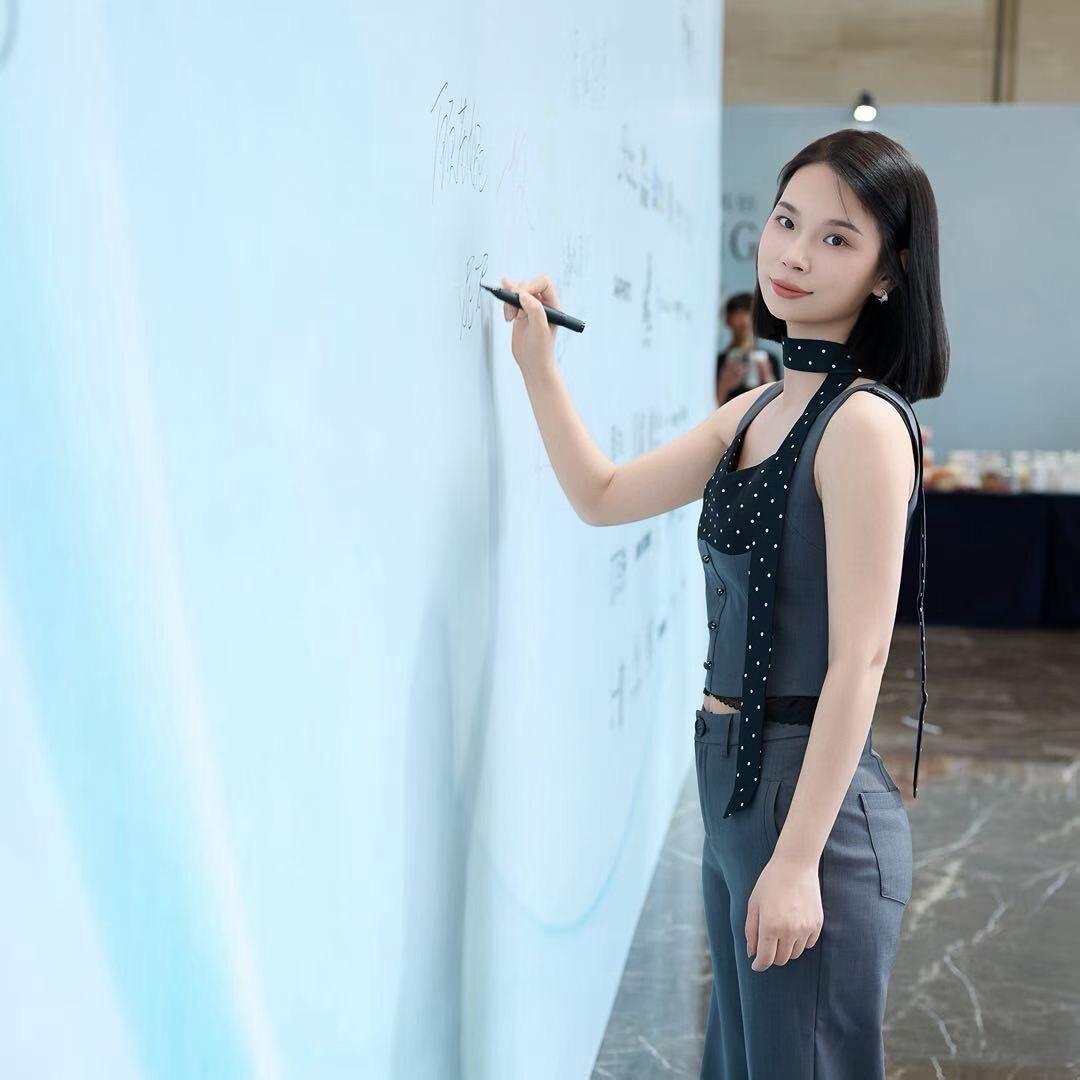 盐城品妆化妆师妮妮