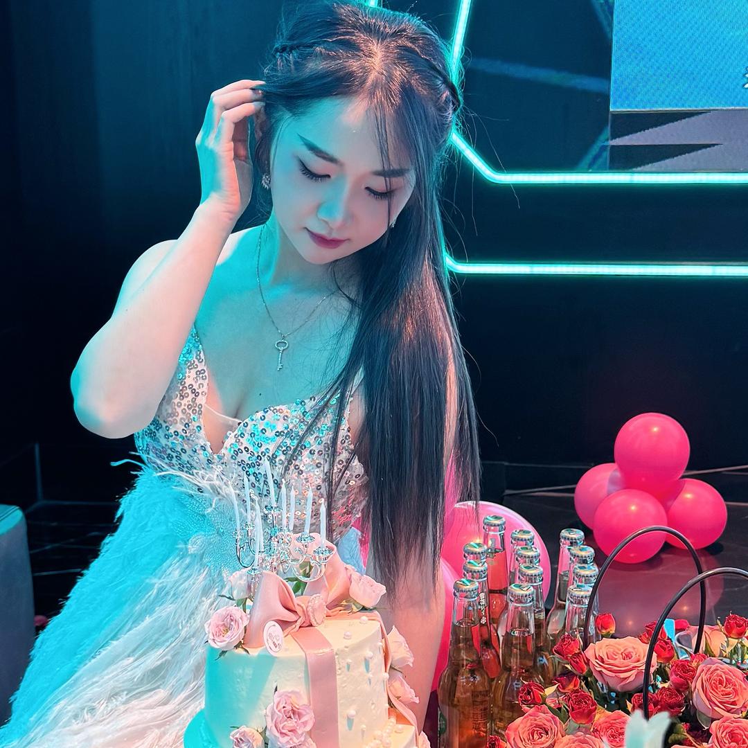 滴滴💋