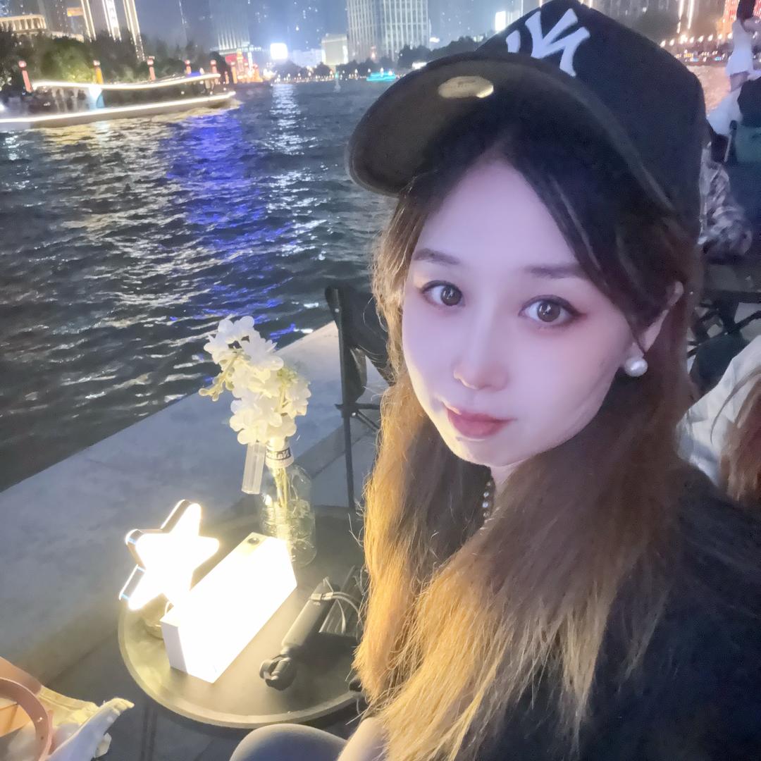 杨杨得亿💰