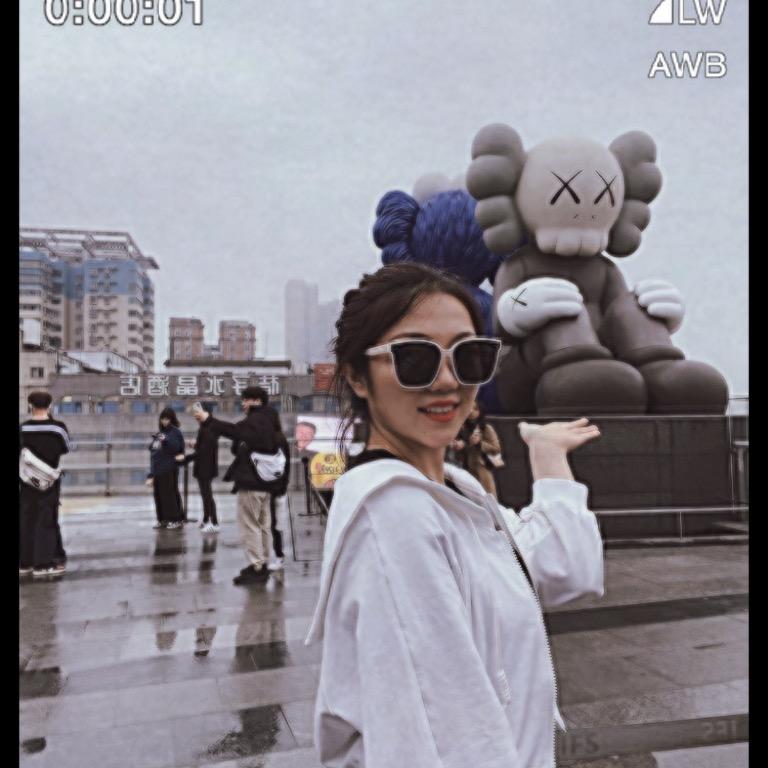 王李李