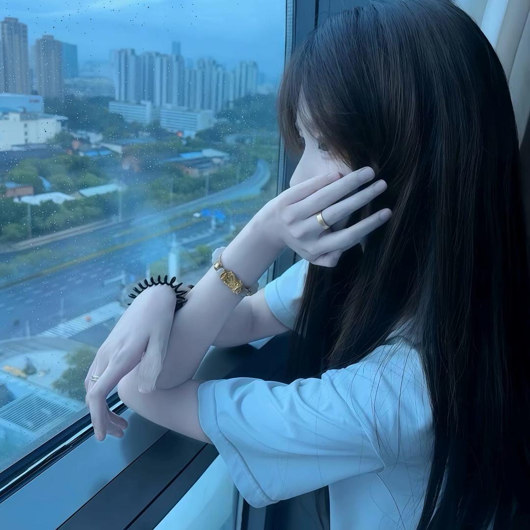 不爱吃饭。