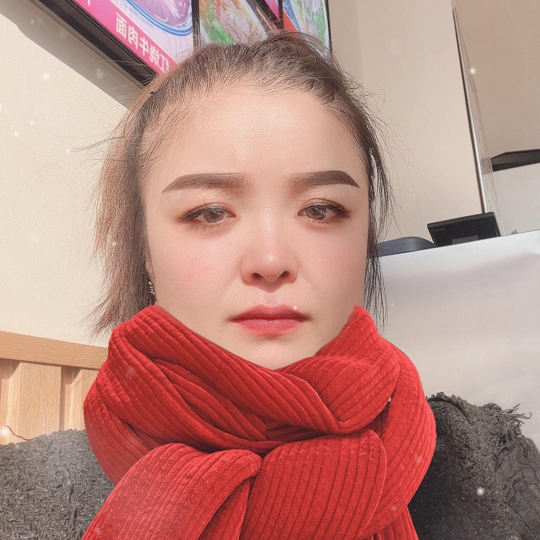 会喝咖啡的楠景荣