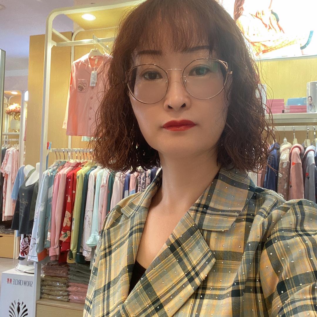 戴芝蒂芬腾内衣