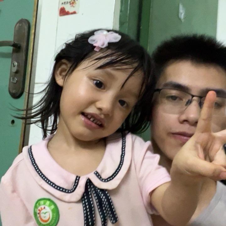 单亲爸爸小陈