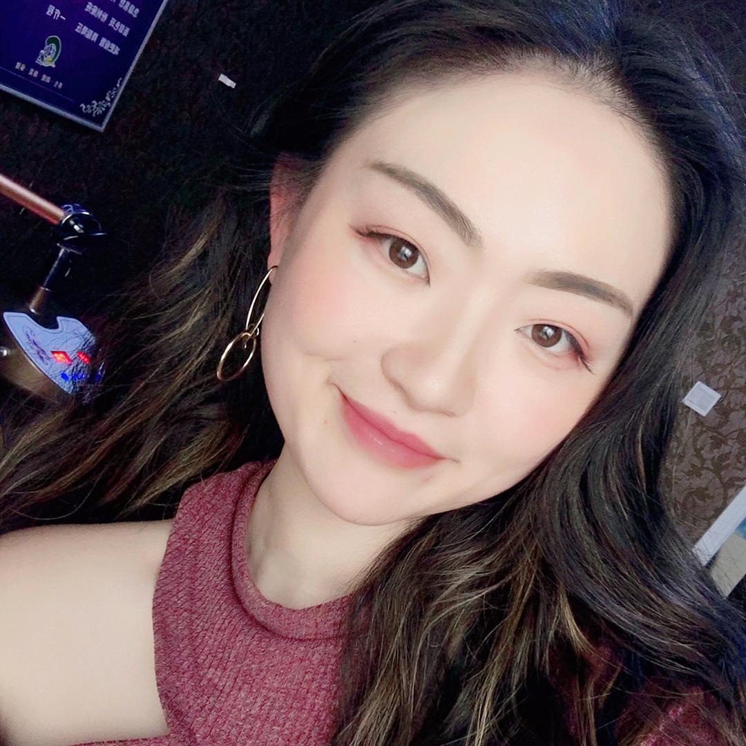 爱护肤的燕子