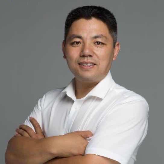 老吴和小象小挖机工厂