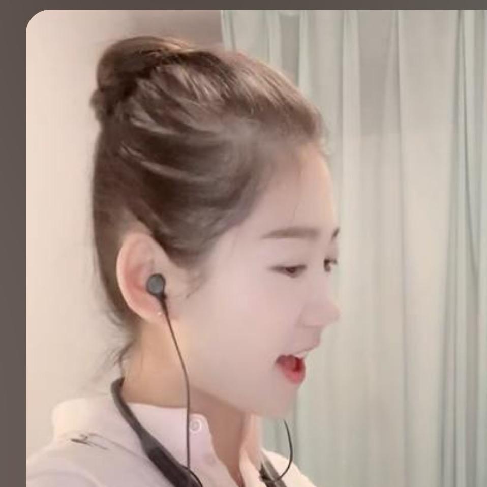 素颜🎤婉儿