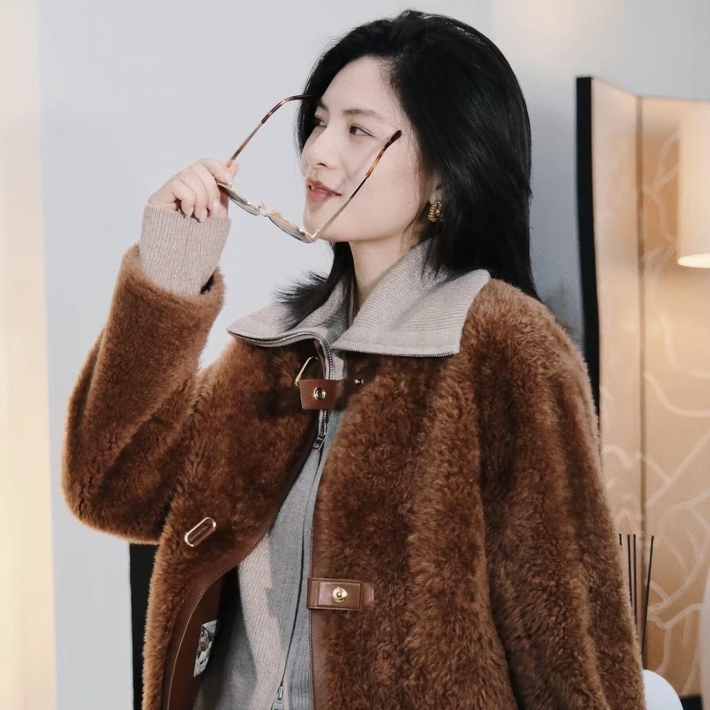 阿董小姐OOTD服饰.梵影