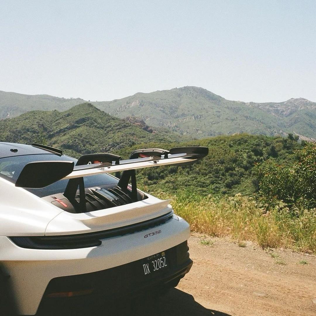 爱吃饭的小男孩