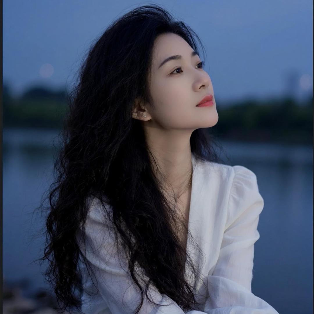 鼠动财源小女人👩