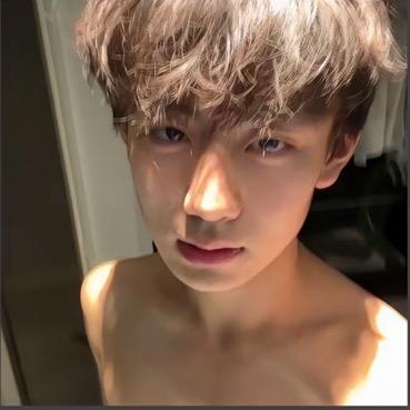 脚毛拌腋毛
