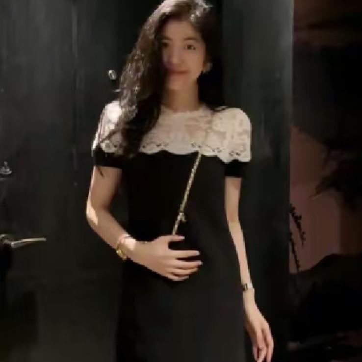 妮蔻优雅女装