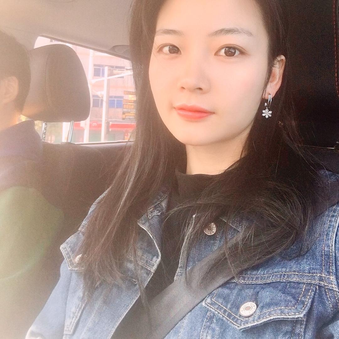 波波烧烤店，陈欣欣