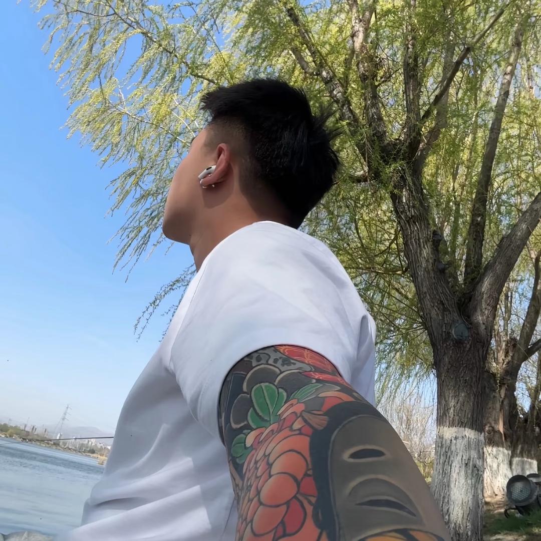小洛