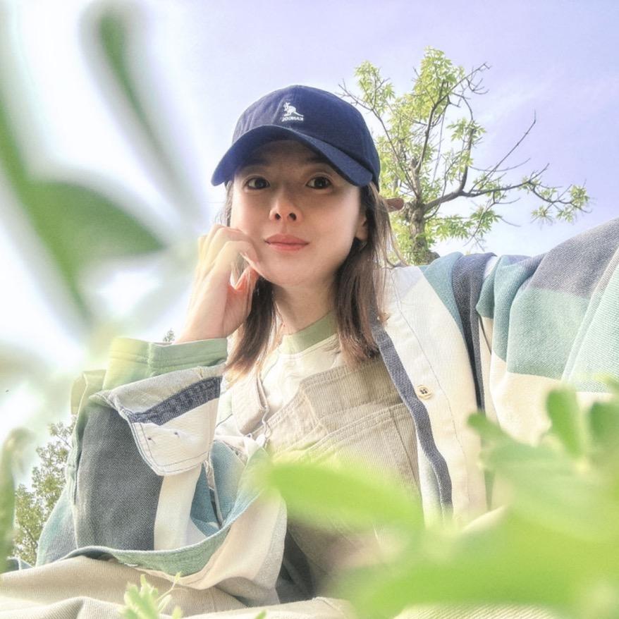衣织都绣外贸服装
