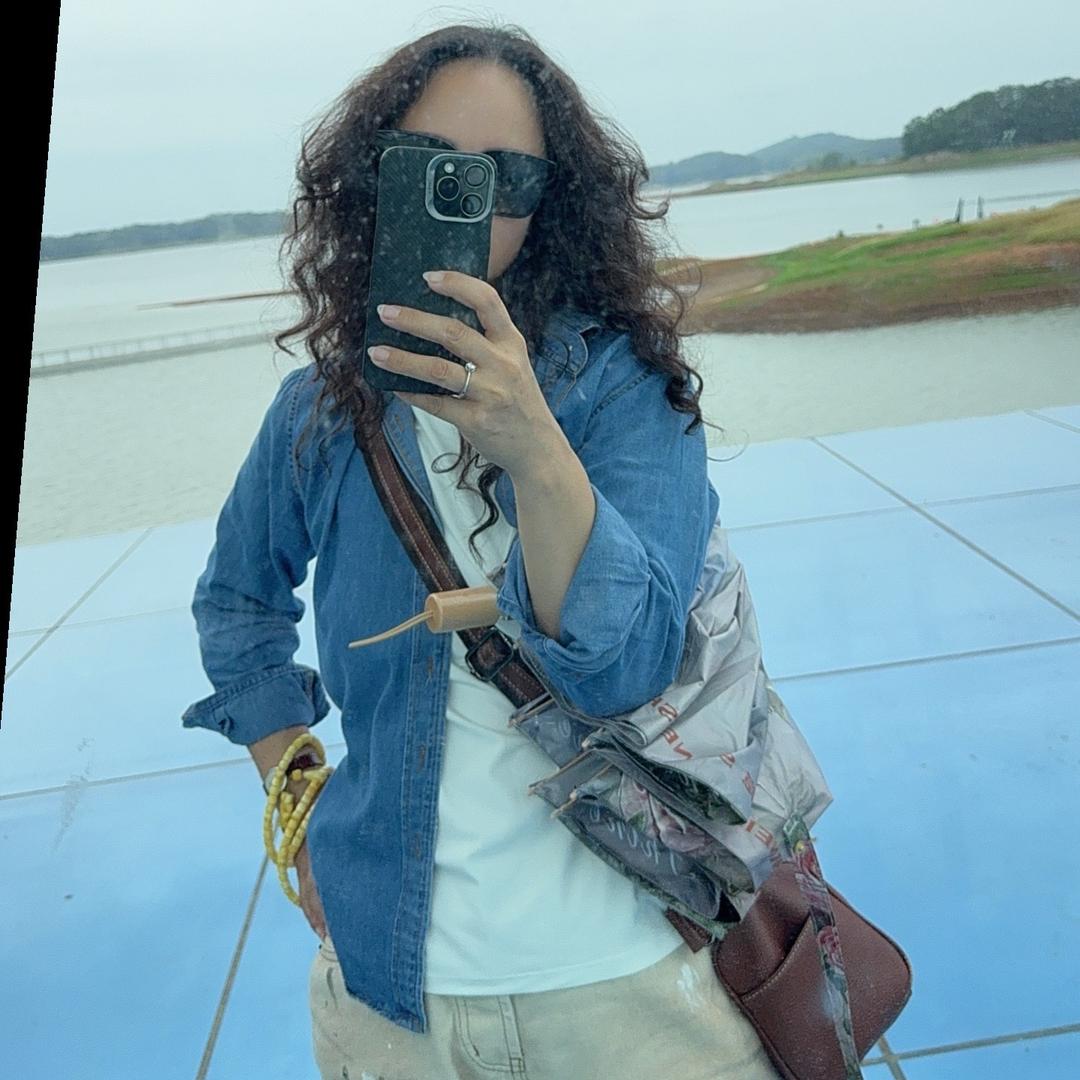 🧚🏾‍♀️🧚🏻🧚🏾‍♂️💋