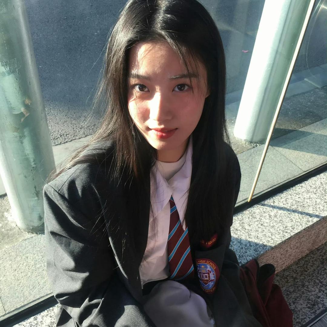 我最爱吃薯片了