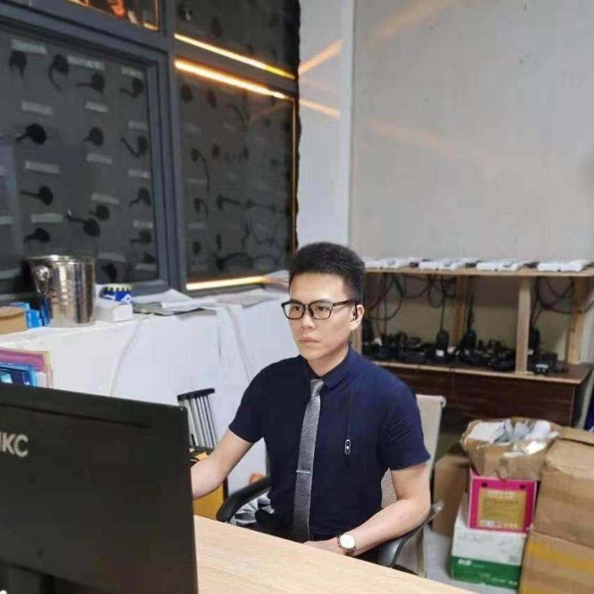 【俗人】