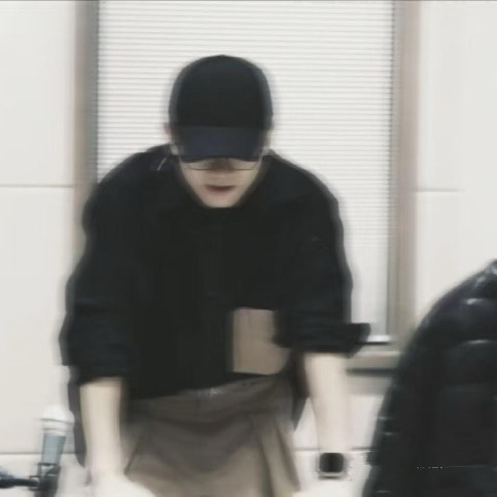 𝓢𝔂𝓵𝓿𝓲𝓪