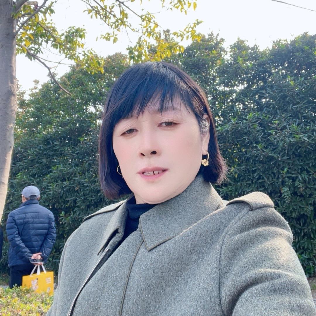 农村四姐……．． 早上6点1 8分开播