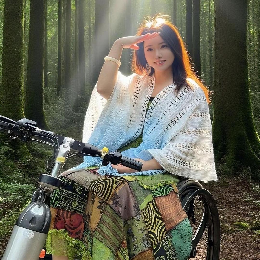 梅梅真可爱♿️