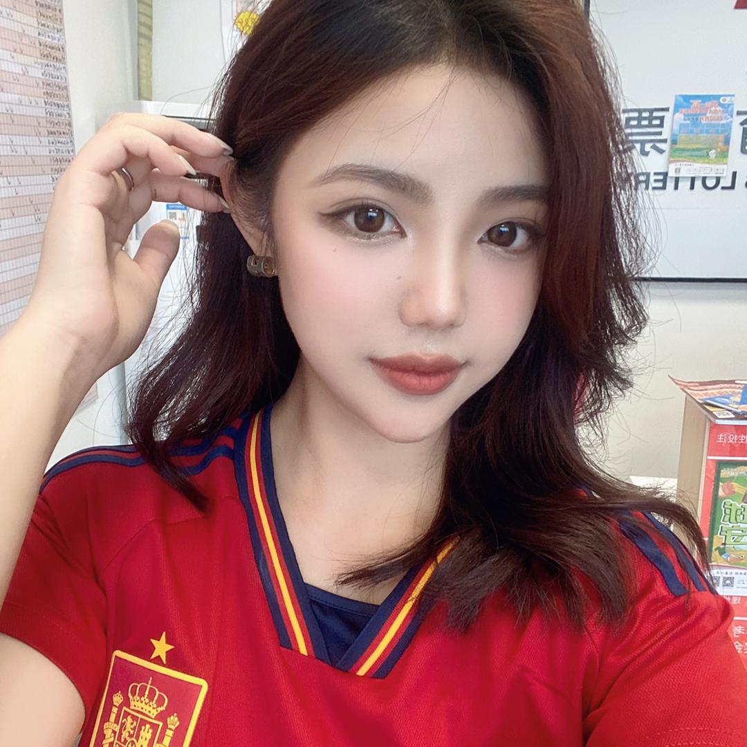 喵喵看球yo