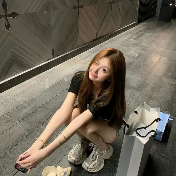 Lulu.
