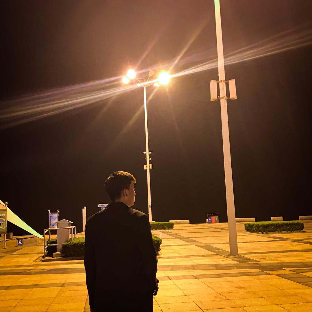 张逸晤（待如愿中）