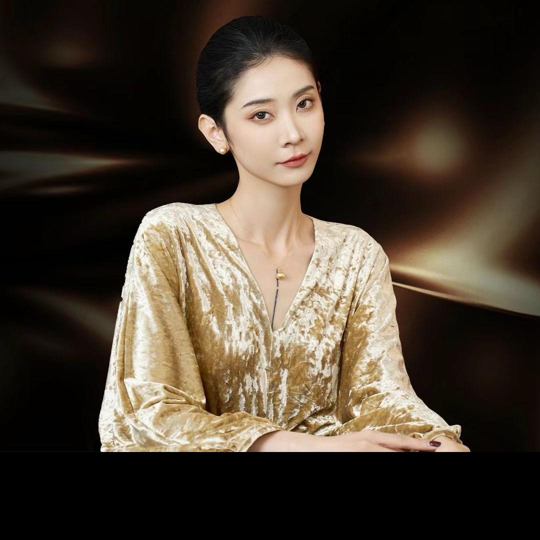 陈什么陈CHENSMCHEN穿搭