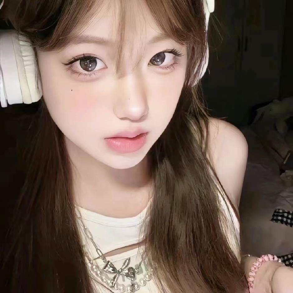 在等月亮嘛？