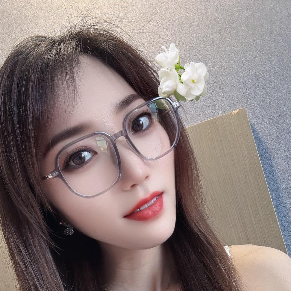 农村的小李子