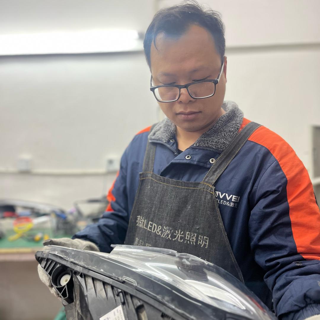 长沙新恒亮车灯·光科（长沙店）