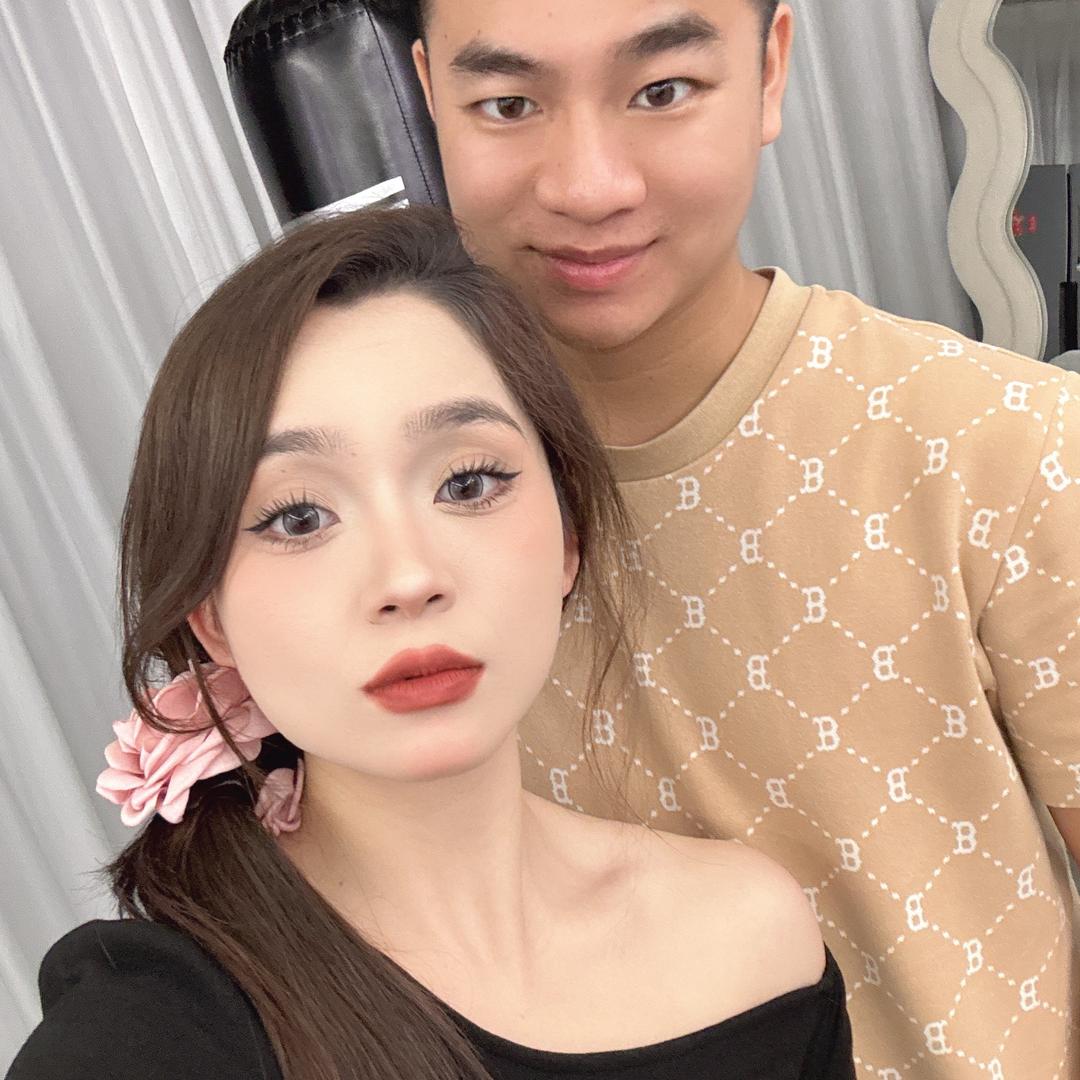 话事人夫妇