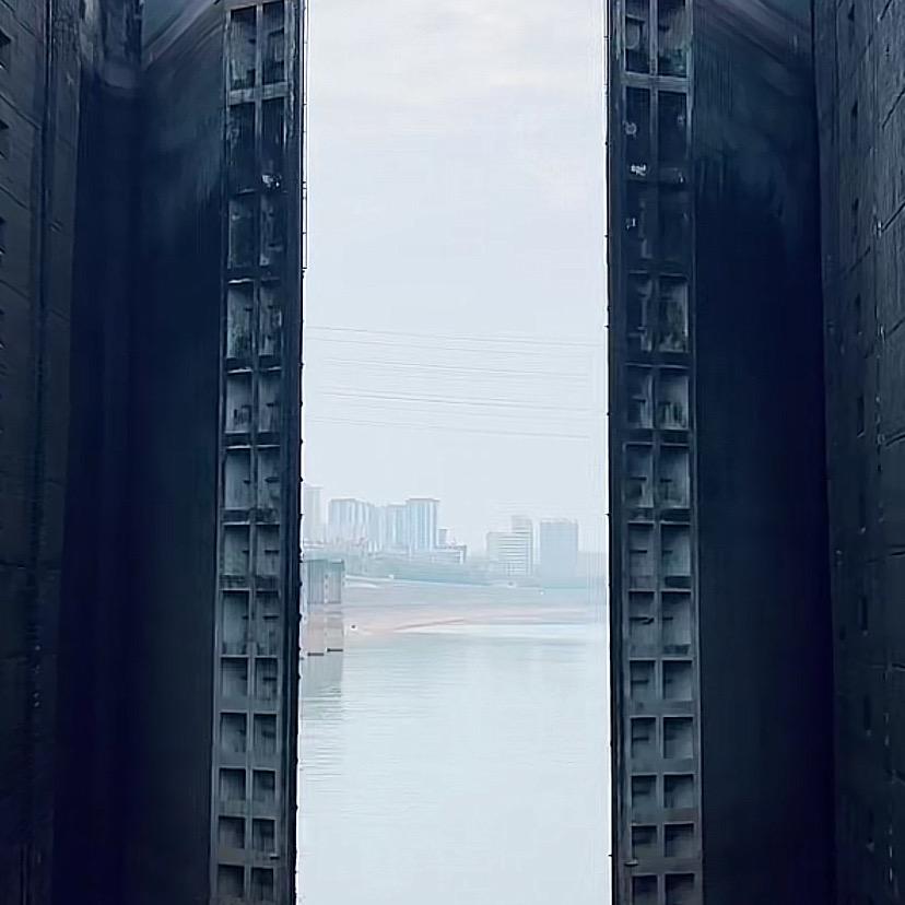 东十三