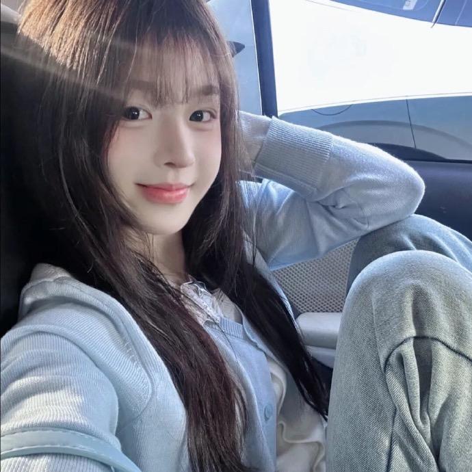 宁诗Rune（爱穿搭）